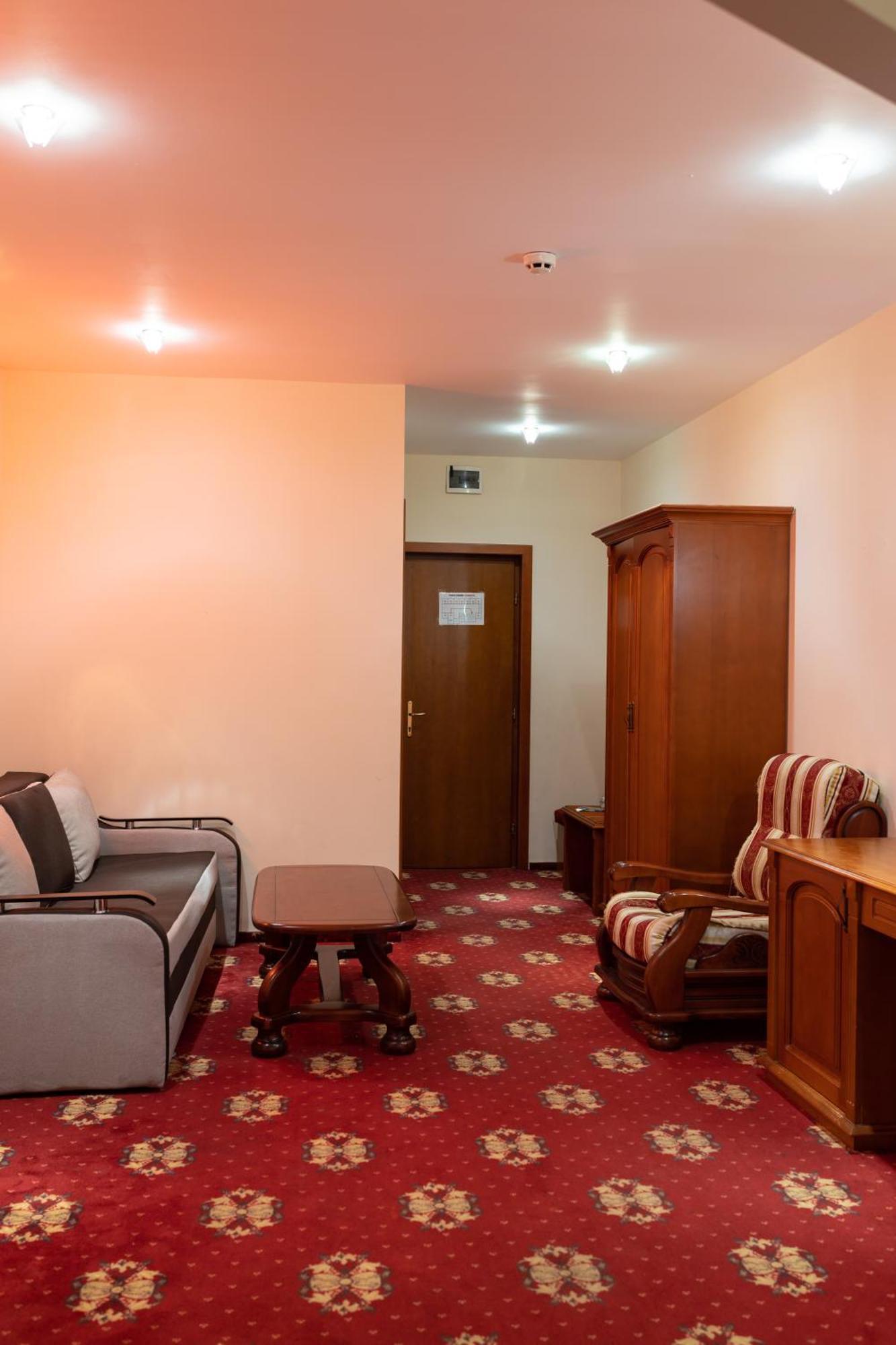 Hotel Coral Satu Mare Exterior foto
