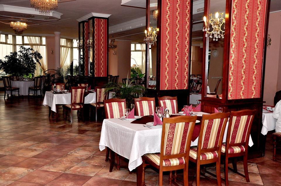 Hotel Coral Satu Mare Exterior foto